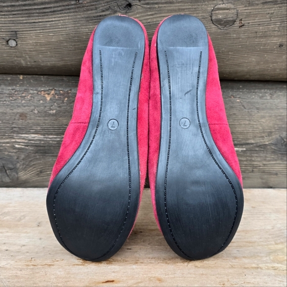 Nine West Carmeno Red Suede, Slip On, Ballet Flats. Women's Size 7M - Picture 15 of 15
